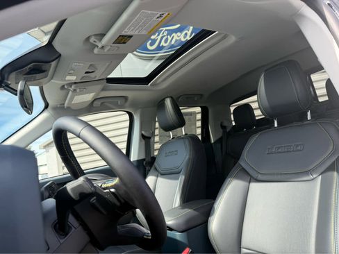 New 2025 Ford Maverick Lobo image 19
