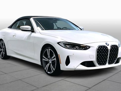 Certified 2023 BMW 430i xDrive Convertible w/ Premium Package image 2