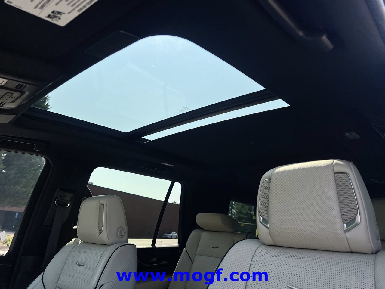 Used 2021 Cadillac Escalade Sport AWD/4WD image 13