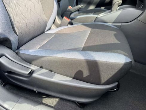 New 2025 Nissan Versa SV w/ Trunk Package image 9