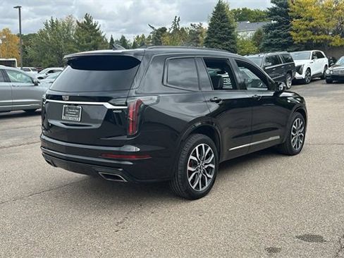 Used 2022 Cadillac XT6 Sport image 4