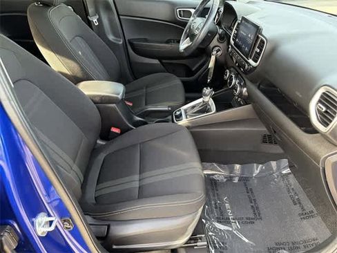 Certified 2023 Hyundai Venue SEL image 19