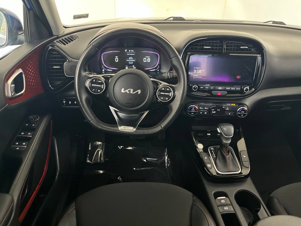 Used 2023 Kia Soul GT-Line w/ GT-Line Technology Package FWD image 33