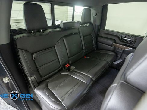 Used 2020 GMC Sierra 2500 Denali w/ Denali Ultimate Package AWD/4WD image 39