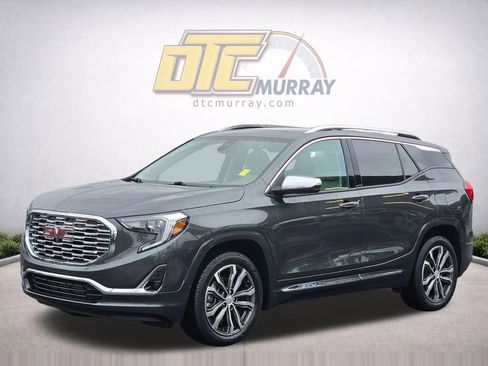 Used 2020 GMC Terrain Denali w/ Denali Premium Package AWD/4WD image 2