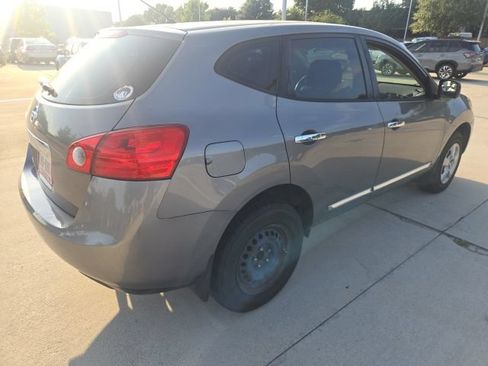 Used 2015 Nissan Rogue S FWD image 3