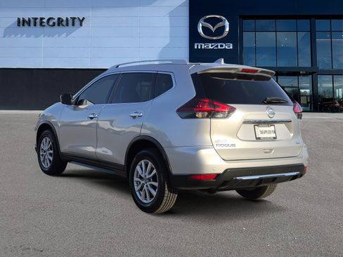 Used 2020 Nissan Rogue SV AWD/4WD image 4
