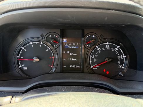 Used 2021 Toyota 4Runner Trail Special Edition AWD/4WD image 17