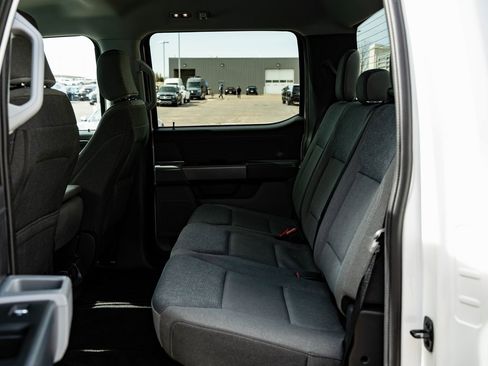 Used 2024 Ford F150 XLT w/ Tow/Haul Package image 39