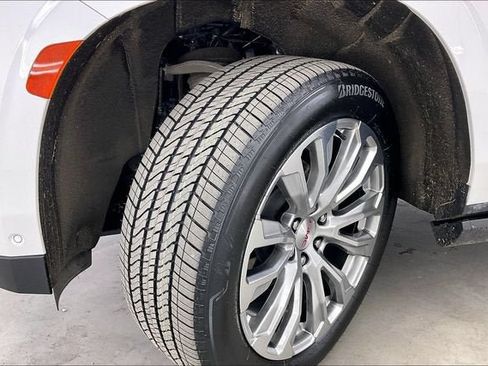 Certified 2024 GMC Yukon Denali w/ Denali Reserve Package AWD/4WD image 34