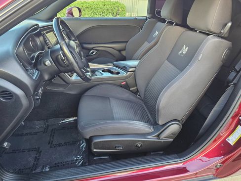 Used 2019 Dodge Challenger R/T Scat Pack RWD image 18