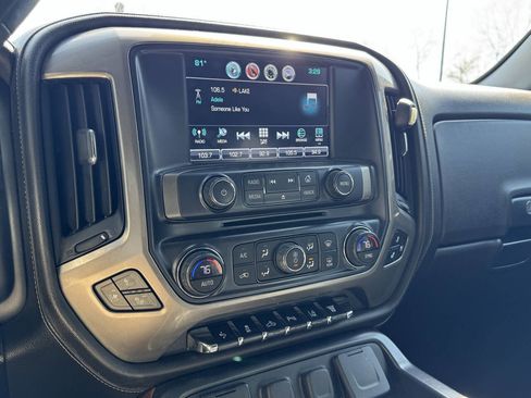 Used 2017 Chevrolet Silverado 2500 High Country w/ Duramax Plus Package AWD/4WD image 35