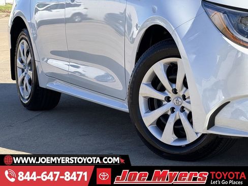 Certified 2026 Toyota Corolla LE image 12