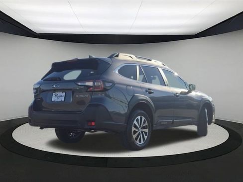 New 2025 Subaru Outback Premium image 7