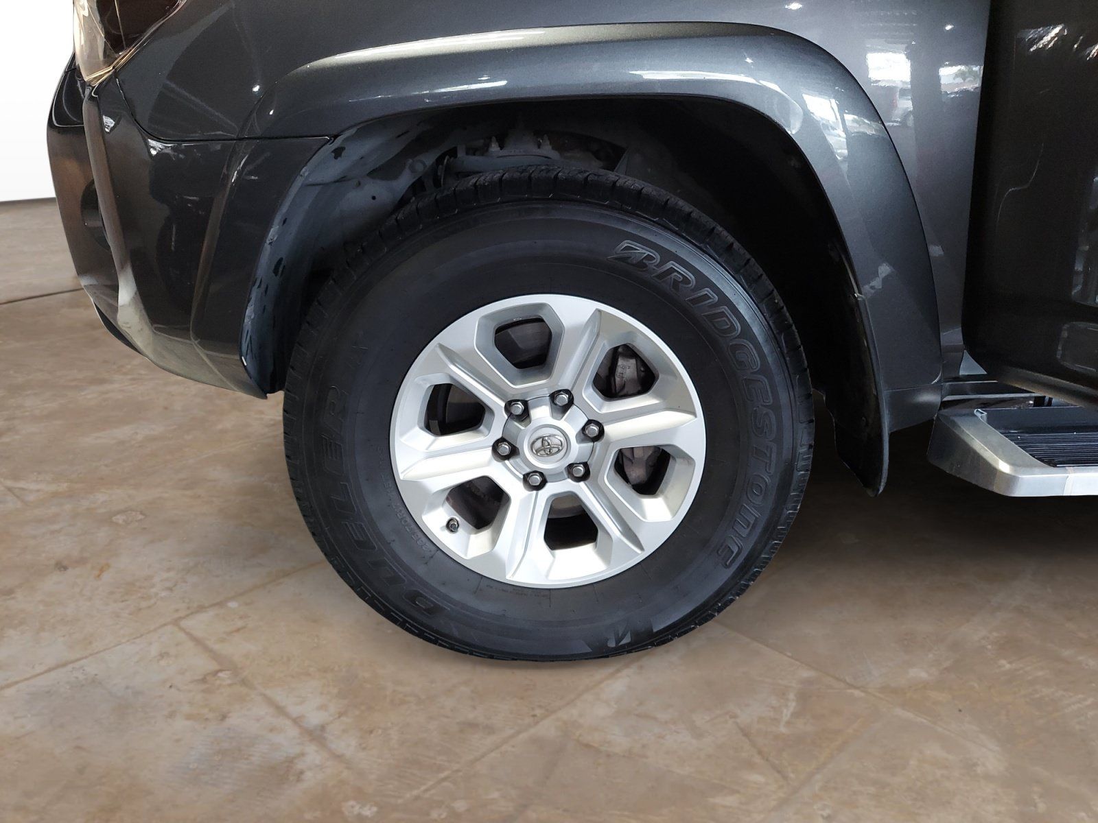 Used 2018 Toyota 4Runner SR5 RWD image 29