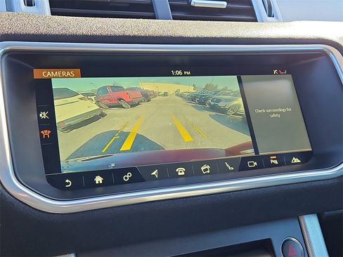 Used 2017 Land Rover Range Rover Evoque HSE Dynamic image 16