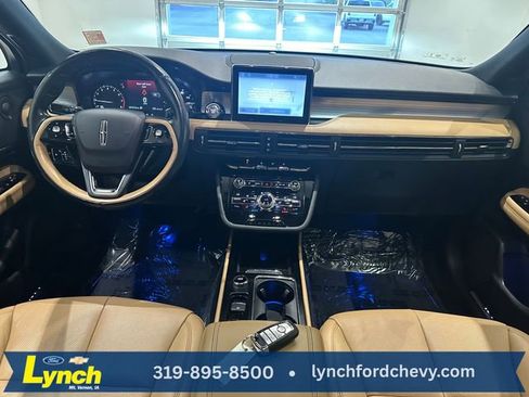 Used 2020 Lincoln Corsair Reserve w/ Elements Package AWD/4WD image 11