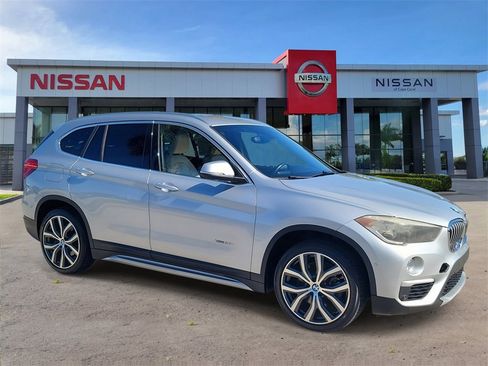 Used 2016 BMW X1 xDrive28i image 2