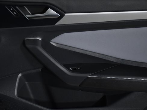 Used 2025 Volkswagen Jetta SE image 28