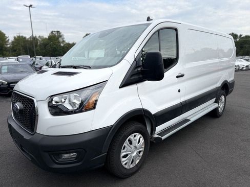 Used 2025 Ford Transit 250 Low Roof w/ Exterior Upgrade Package RWD image 8