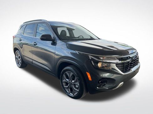 Certified 2024 Kia Seltos S AWD/4WD image 3