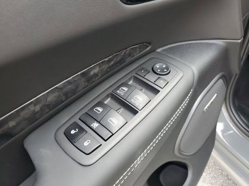 New 2023 Dodge Durango SRT AWD/4WD image 12