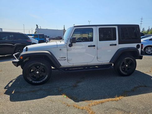 Used 2018 Jeep Wrangler Unlimited Sport S AWD/4WD image 5