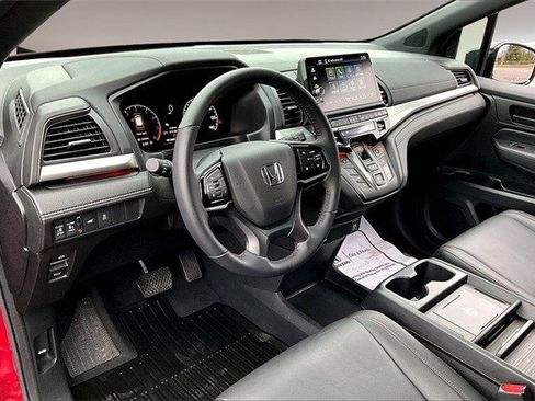 Certified 2025 Honda Odyssey Sport-L image 16