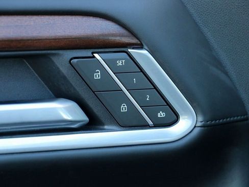 Used 2025 GMC Sierra 2500 Denali Ultimate image 21