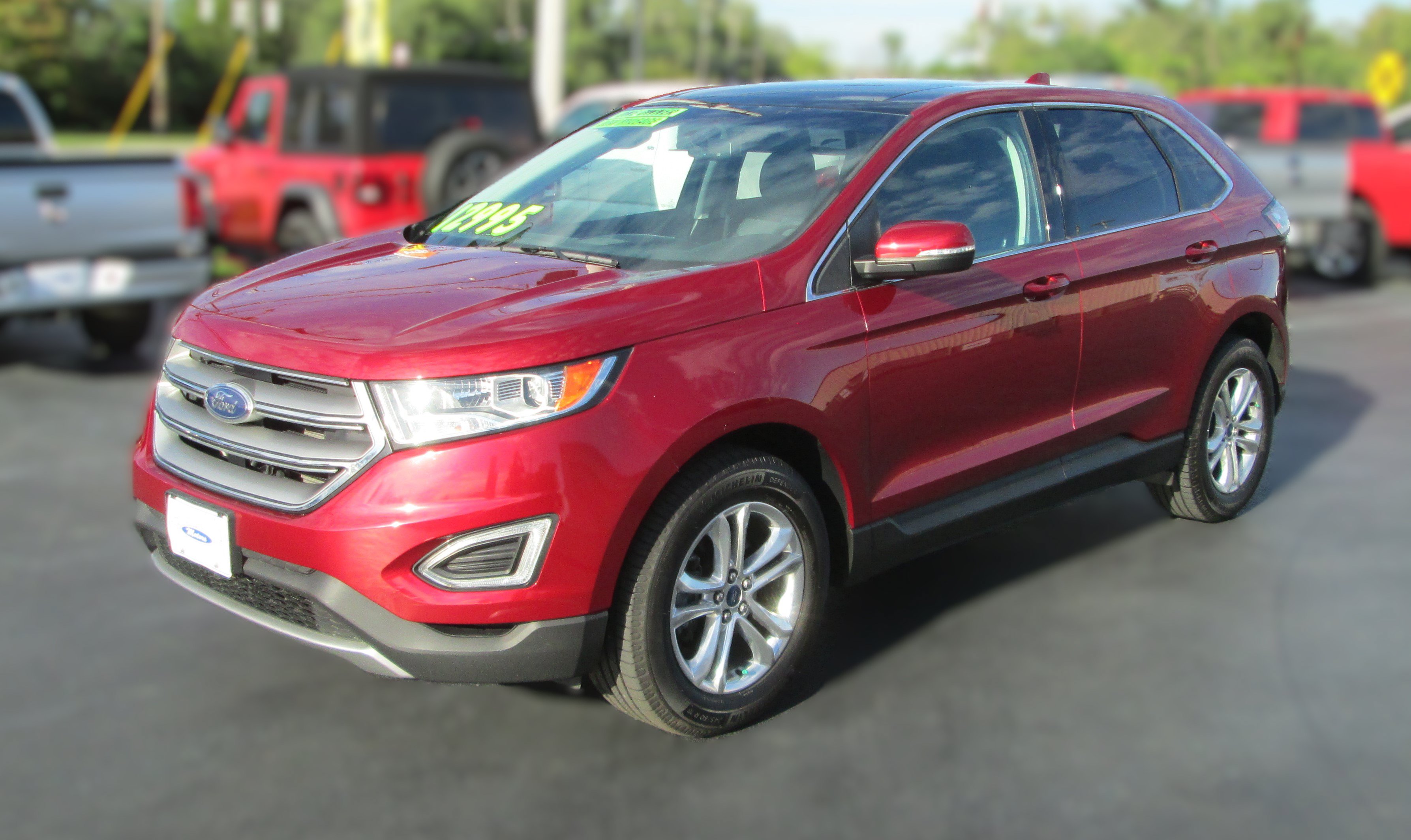 Used 2017 Ford Edge SEL w/ Equipment Group 201A FWD image 2