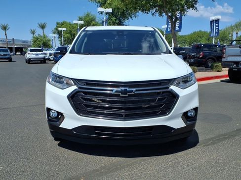 Used 2020 Chevrolet Traverse Premier w/ Redline Edition FWD image 2