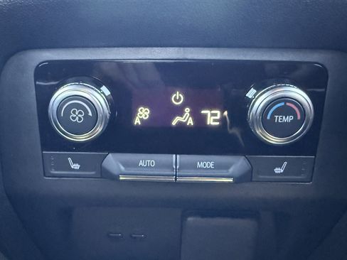 New 2026 GMC Acadia Denali w/ Super Cruise Package image 18