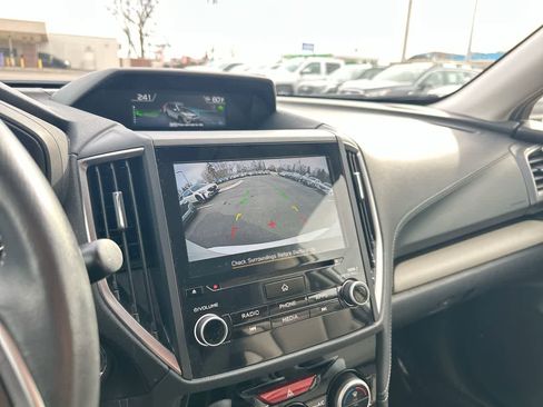 Certified 2023 Subaru Forester Limited image 32