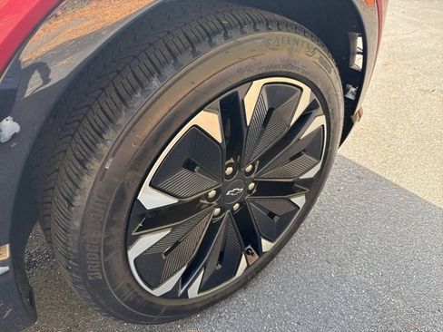 Used 2024 Chevrolet Blazer EV RS image 30