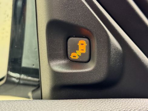 New 2026 Acura MDX SH-AWD image 18