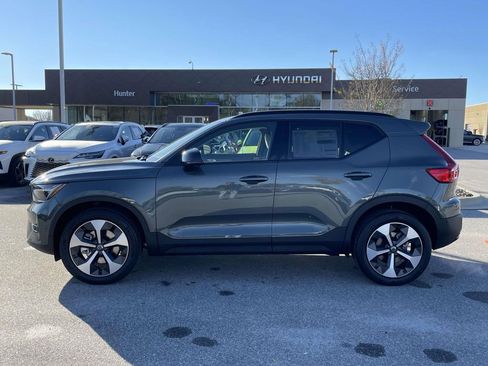 New 2026 Volvo XC40 B5 Plus w/ Protection Package Premier image 26