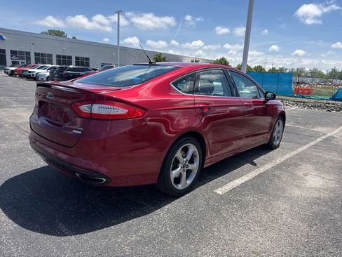Used 2014 Ford Fusion SE FWD image 5
