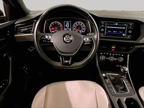 Used 2021 Volkswagen Jetta R-Line FWD image 5