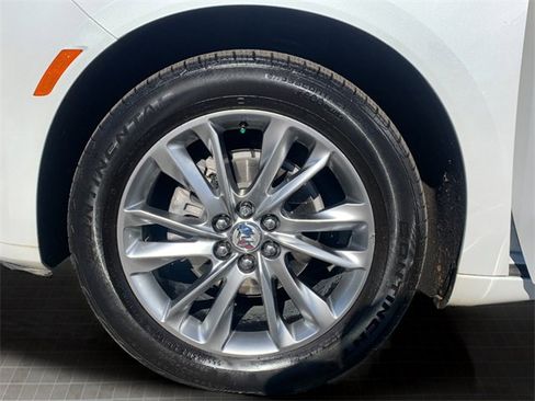 Used 2023 Buick Enclave Avenir w/ Avenir Technology Package image 46