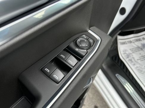 New 2026 GMC Sierra 1500 Elevation AWD/4WD image 11