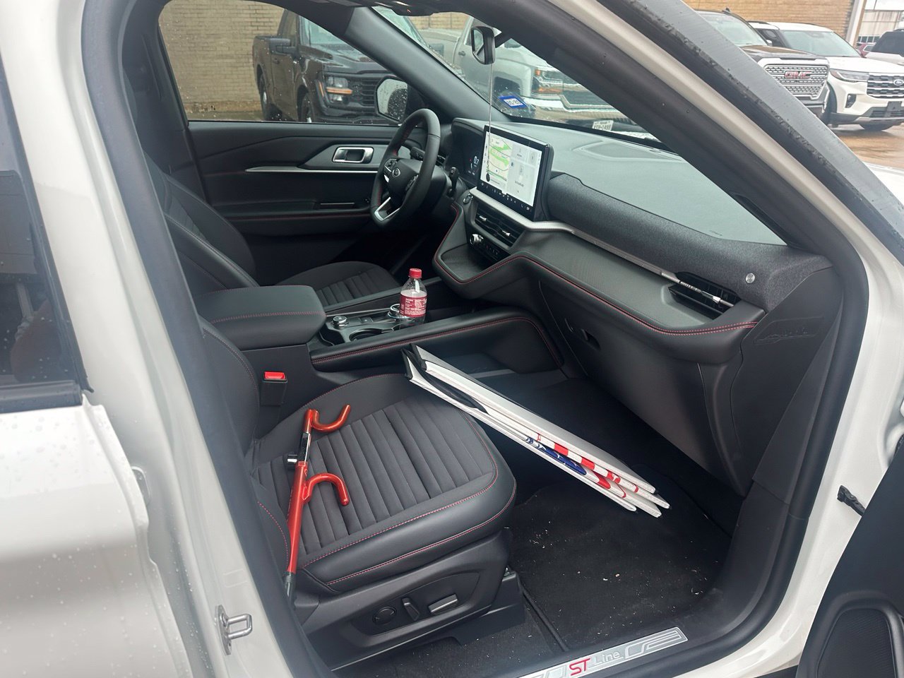 Used 2026 Ford Explorer ST-Line w/ ST-Line Street Pack RWD image 18