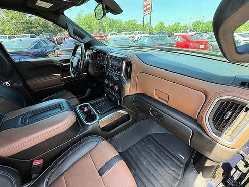 Used 2022 Chevrolet Silverado 1500 High Country image 44
