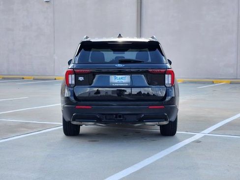 Used 2025 Ford Explorer ST-Line w/ Premium Package RWD image 6