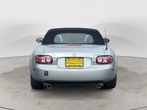 Used 2008 MAZDA MX-5 Miata Grand Touring RWD image 6
