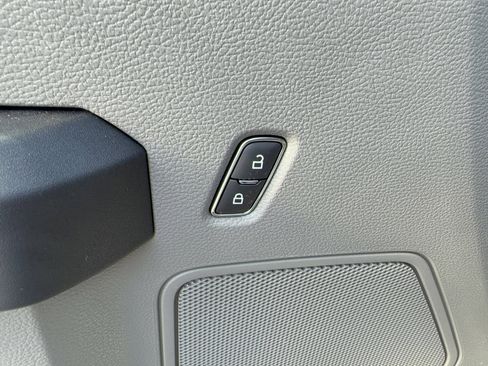 Certified 2021 Ford F250 XL w/ Power Equipment Group image 10