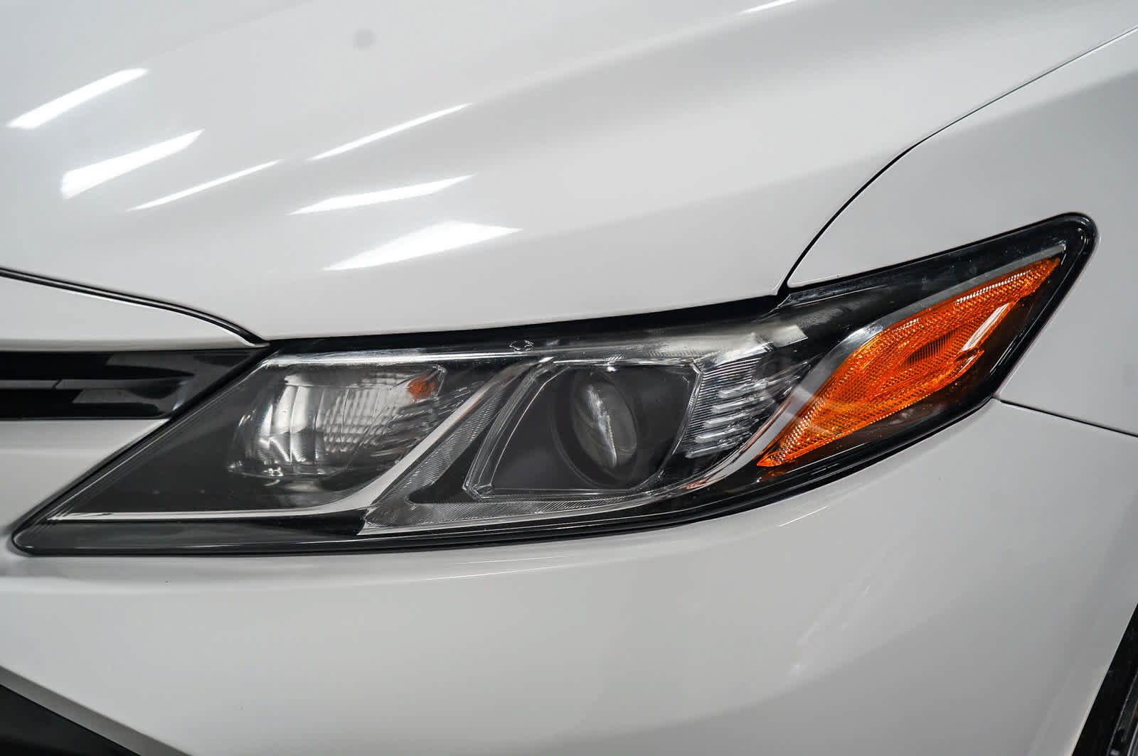 Certified 2020 Toyota Camry LE FWD image 9