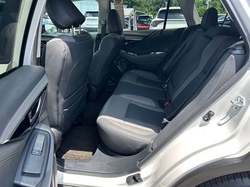 Used 2025 Subaru Outback Onyx Edition AWD/4WD image 20