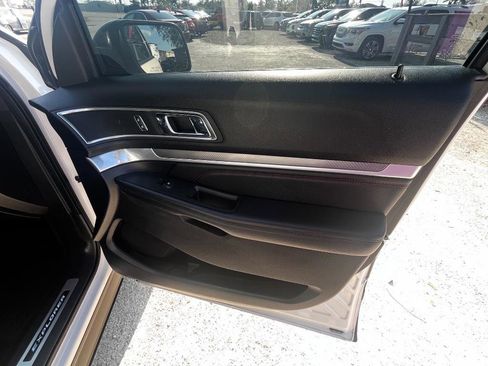 Used 2018 Ford Explorer Sport w/ Equipment Group 401A image 20
