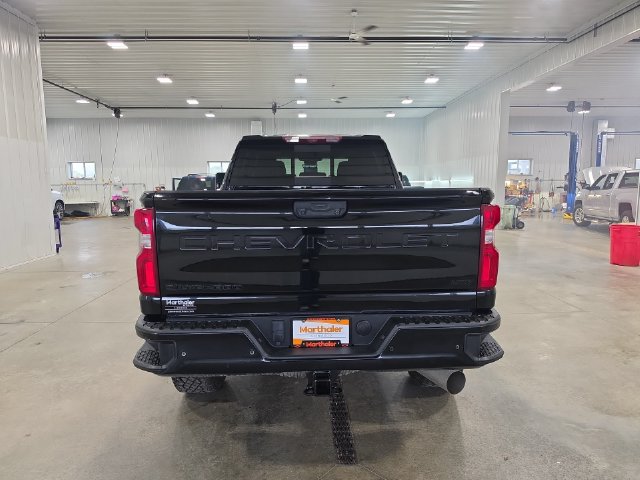 Used 2024 Chevrolet Silverado 3500 LTZ w/ LTZ Plus Package AWD/4WD image 7