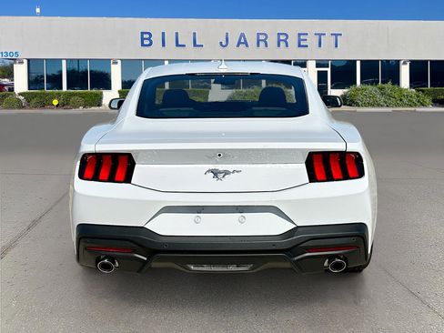 New 2026 Ford Mustang Coupe image 5